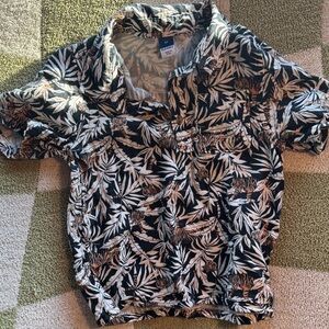 Old Navy Kids Tropical Leaf Button Down Shirt